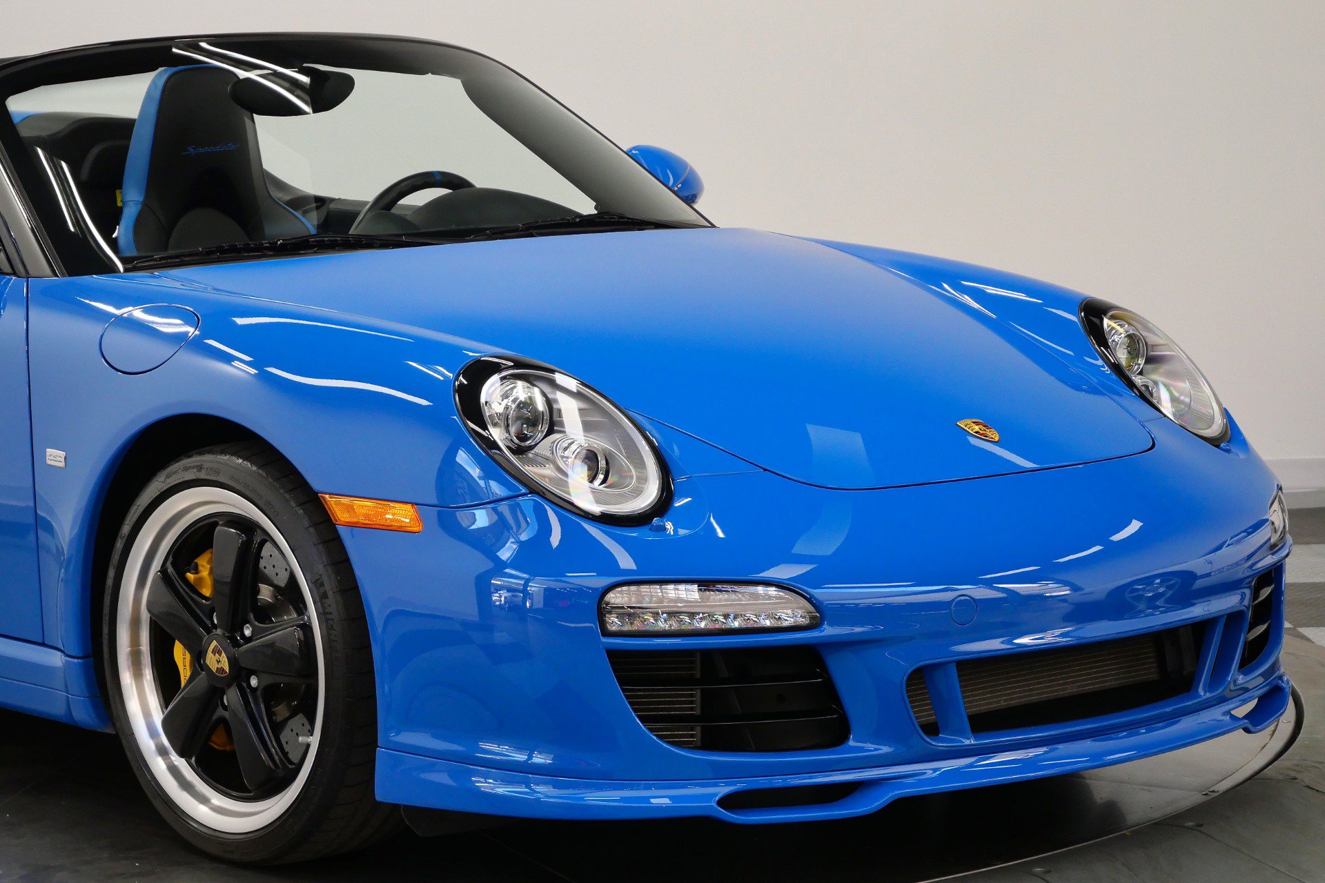 Used 2011 Porsche 911 Speedster RWD image 48