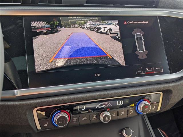 New 2025 Audi Q3 2.0T Premium image 10