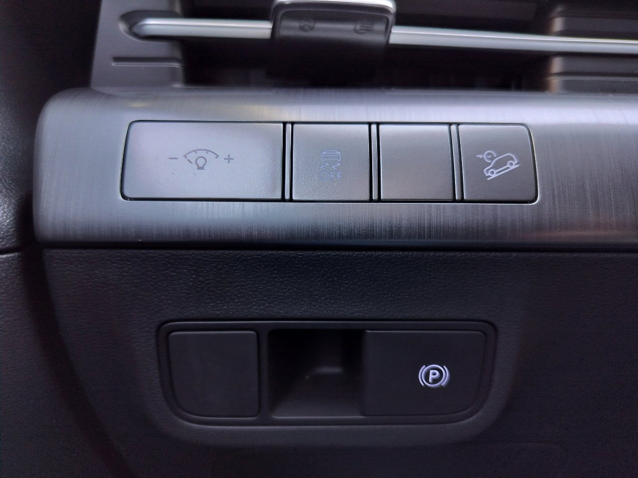 Used 2025 Hyundai Kona SEL image 15