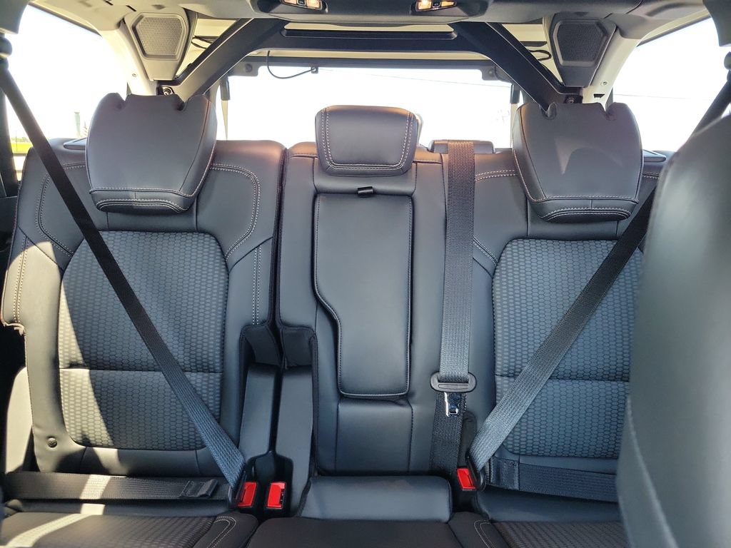 New 2026 Ford Bronco Raptor AWD/4WD image 17