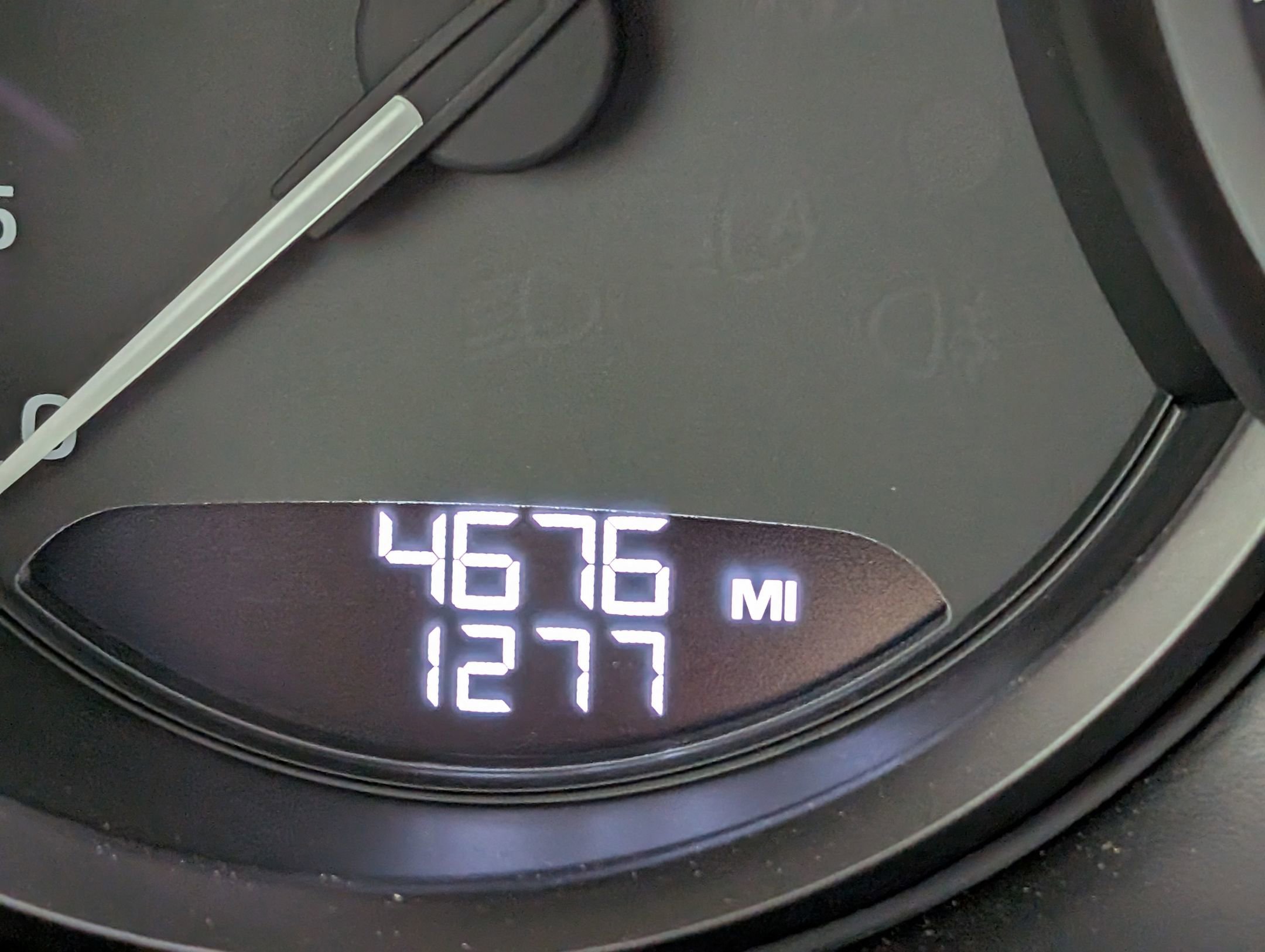 Certified 2025 Porsche Macan image 24