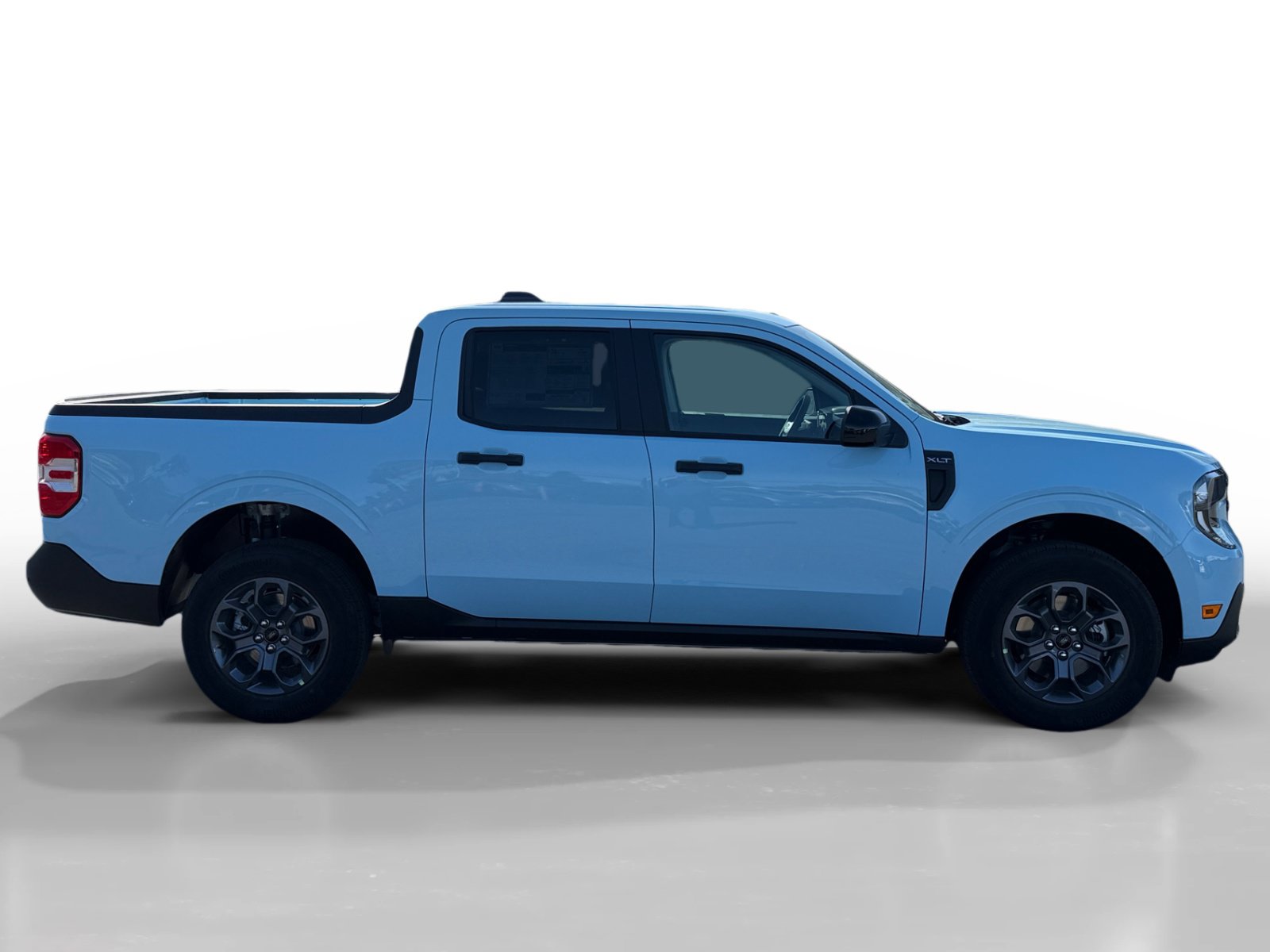 New 2026 Ford Maverick XLT w/ XLT Luxury Package FWD image 6