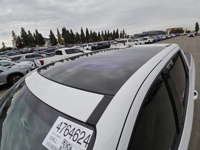 Used 2025 GMC Sierra EV Denali AWD/4WD image 9