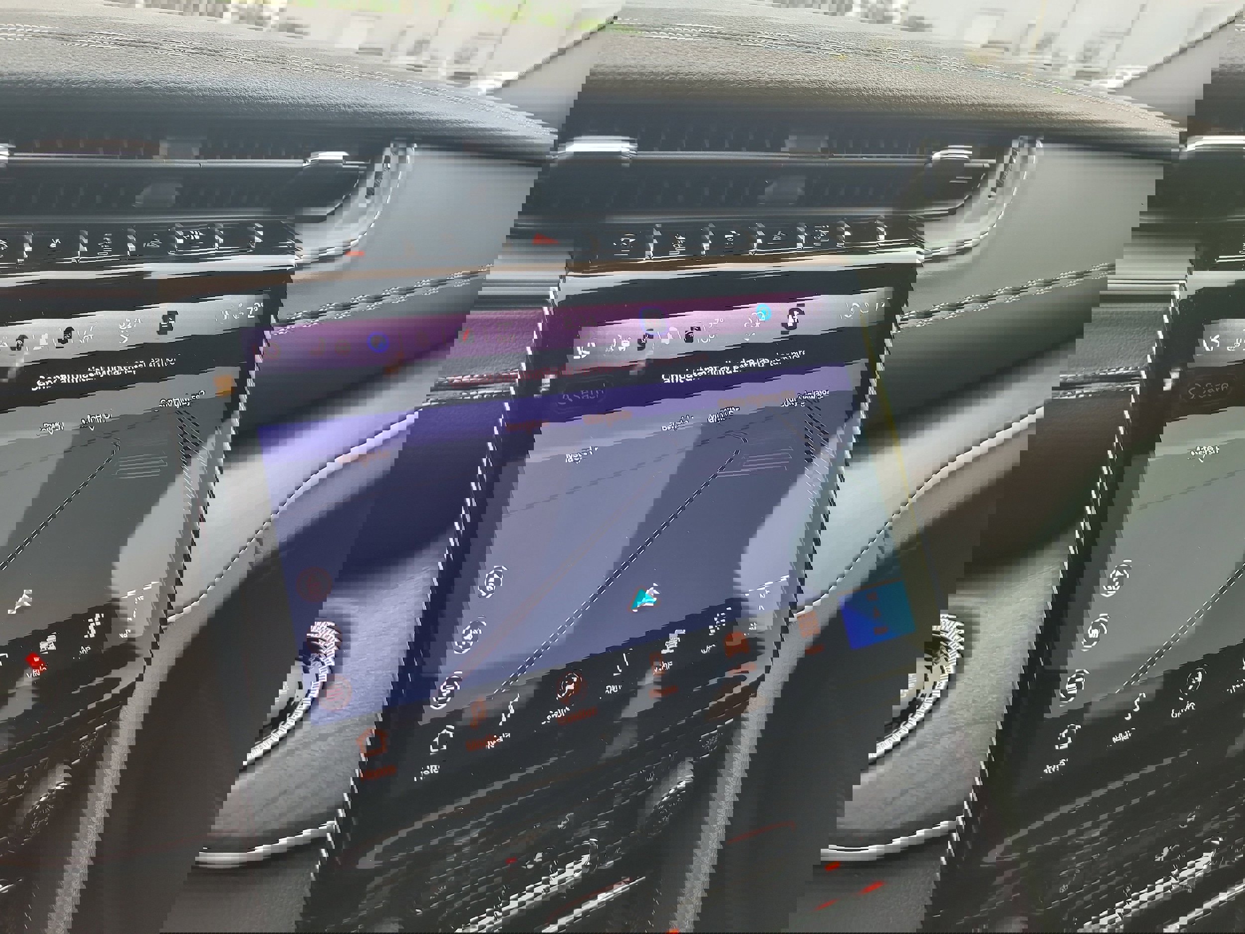 New 2025 Jeep Grand Cherokee L Limited w/ Black Appearance Package image 18