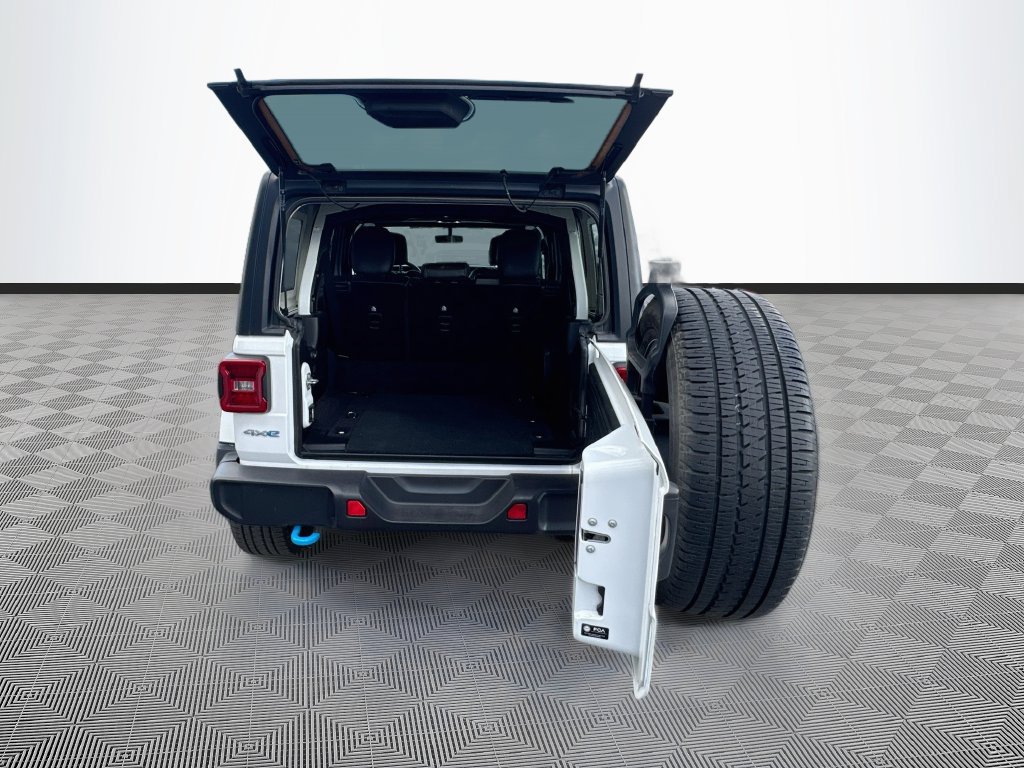 Certified 2023 Jeep Wrangler Unlimited Sahara w/ Cold Weather Group AWD/4WD image 29