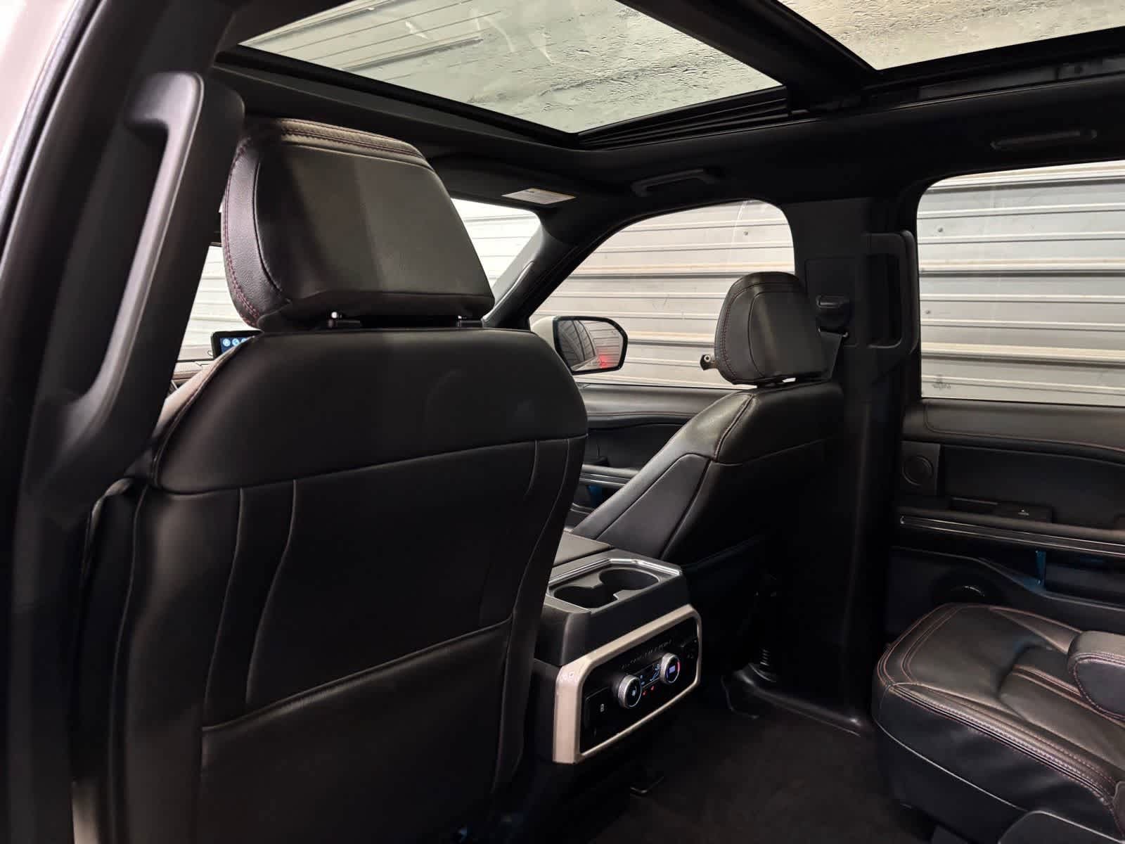 Used 2022 Ford Expedition Max Limited AWD/4WD image 23