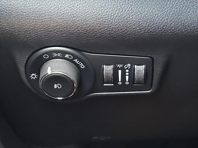 New 2026 Jeep Compass Latitude AWD/4WD image 53