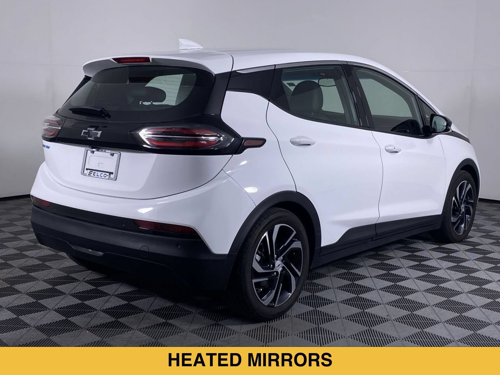 Certified 2023 Chevrolet Bolt LT w/ Infotainment Package FWD image 19