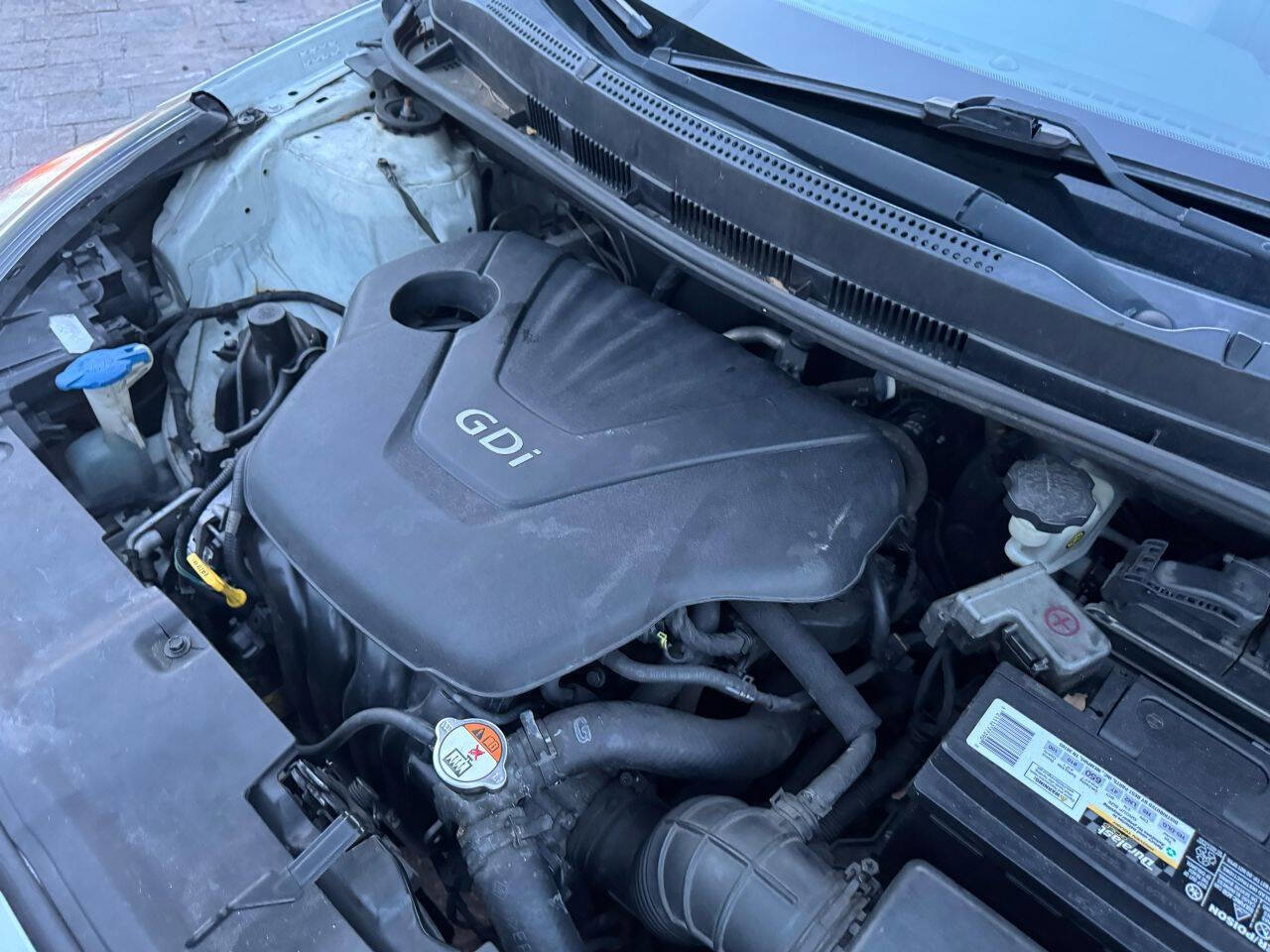 Used 2014 Hyundai Accent SE FWD image 25