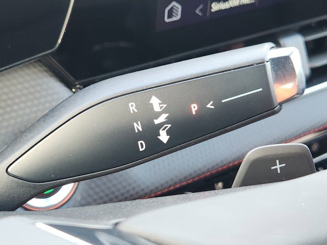 Used 2025 Chevrolet Equinox RS w/ Safety and Technology Package image 40