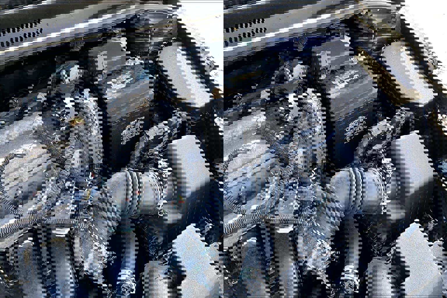 Used 2022 Toyota Corolla LE image 32