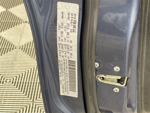 Used 2020 Jeep Cherokee Latitude Plus w/ Cold Weather Group image 31