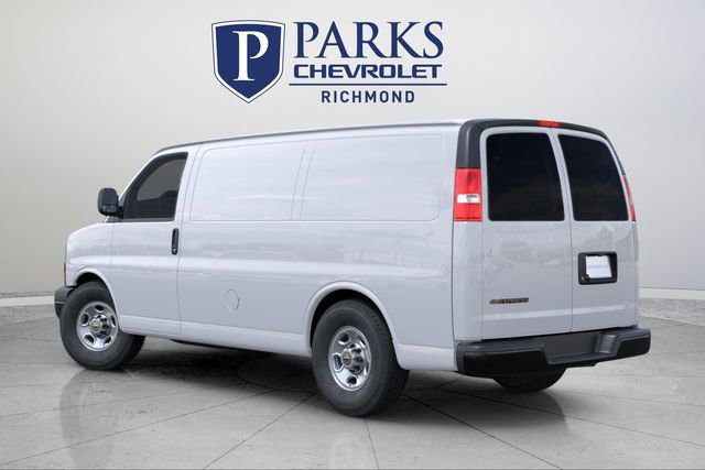 New 2025 Chevrolet Express 2500 image 3