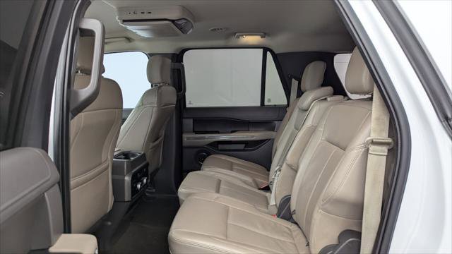 Used 2019 Ford Expedition Max XLT w/ Equipment Group 201A RWD image 17