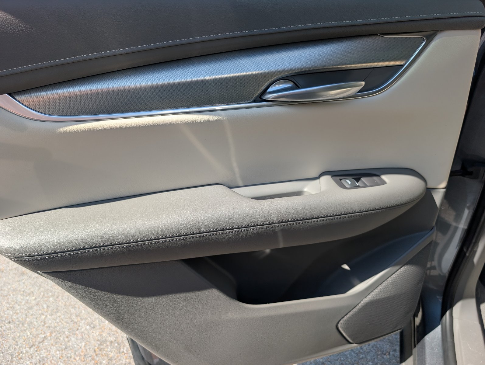 Certified 2022 Cadillac XT5 Premium Luxury w/ Technology Package FWD image 33