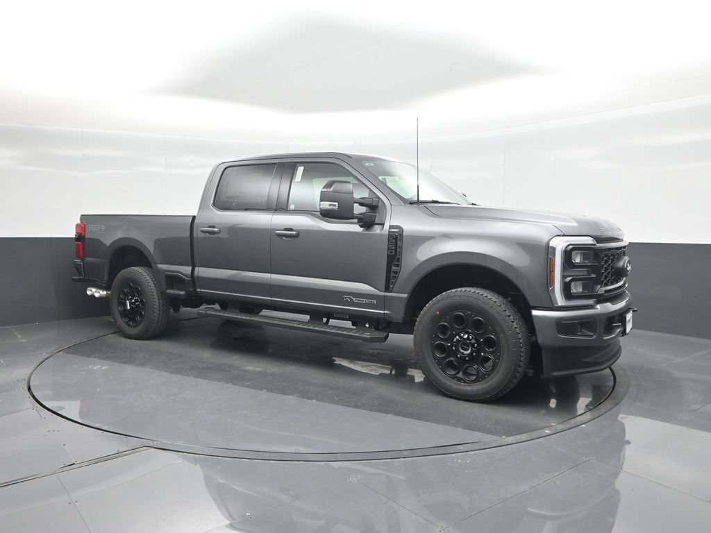 New 2026 Ford F250 Lariat w/ Black Appearance Package AWD/4WD image 11