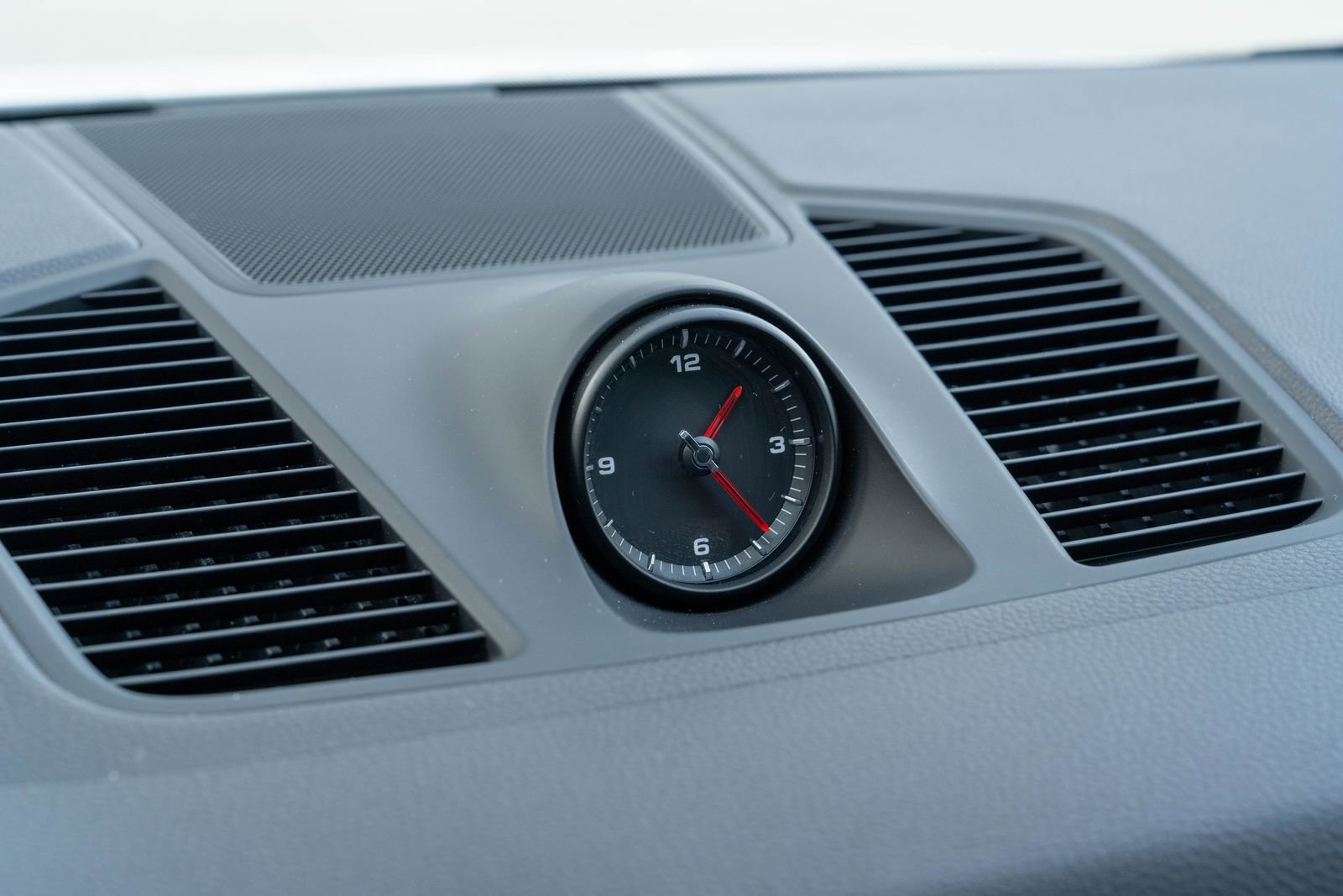 Certified 2023 Porsche Cayenne image 27