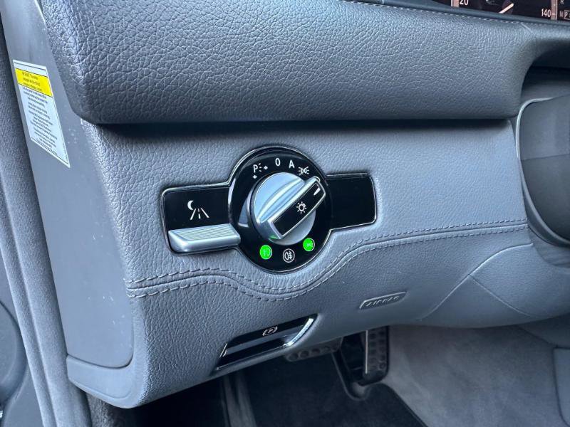 Used 2010 Mercedes-Benz CL 550 4MATIC w/ Sport Pkg image 23