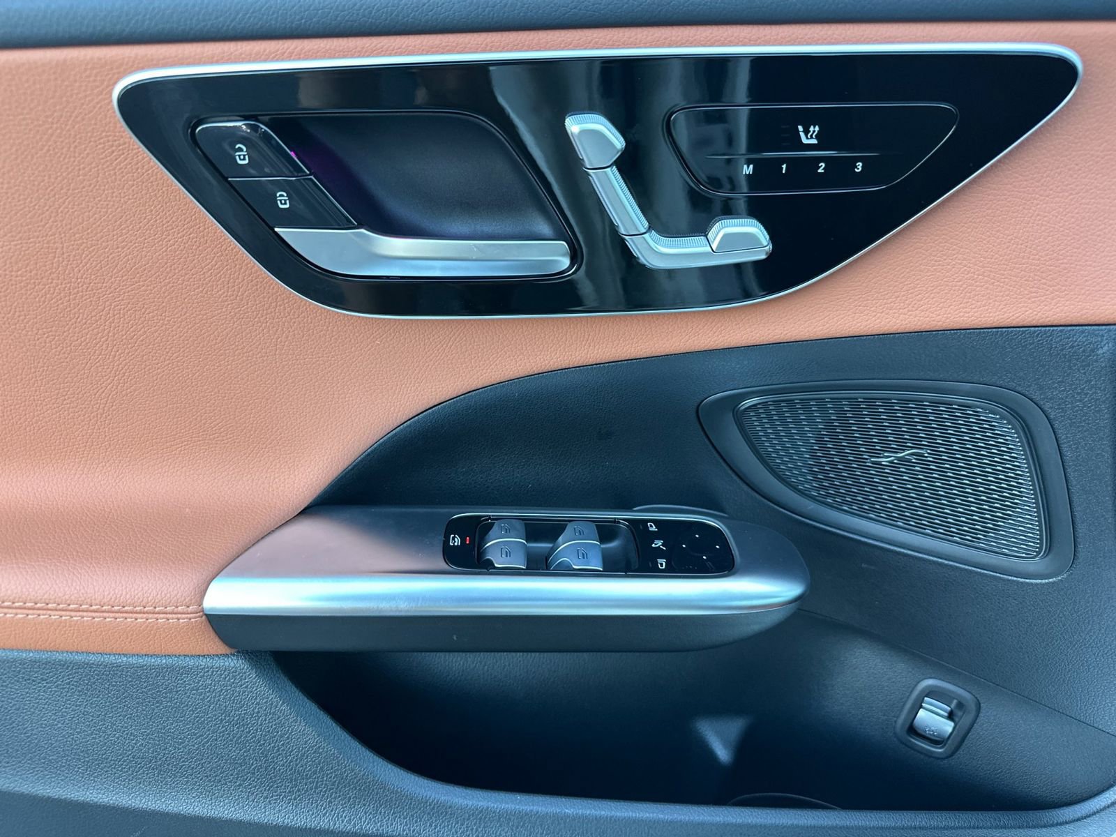 Certified 2025 Mercedes-Benz C 300 4MATIC Sedan image 12