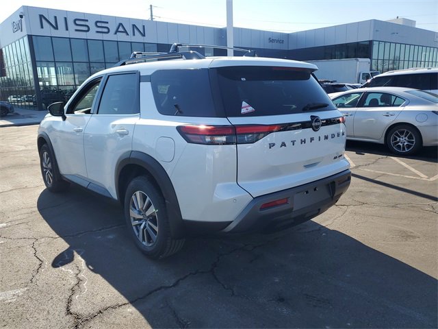 New 2026 Nissan Pathfinder SL image 5