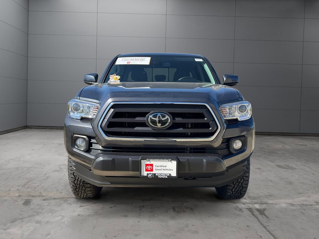 Certified 2022 Toyota Tacoma SR5 AWD/4WD image 8