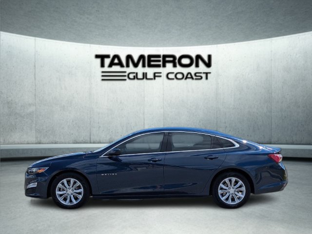 Used 2022 Chevrolet Malibu LT FWD image 2