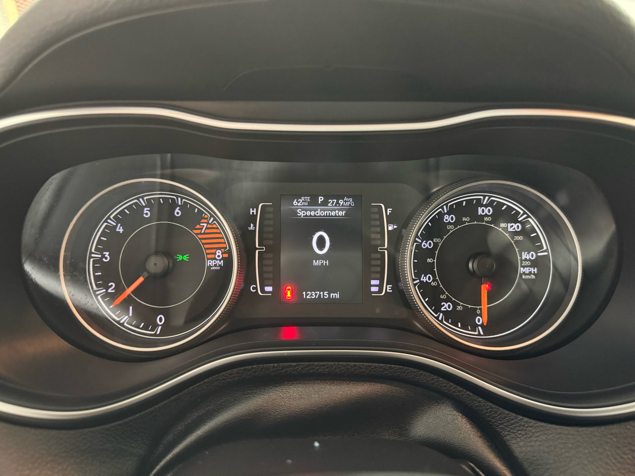 Used 2019 Jeep Cherokee Latitude Plus w/ Comfort/Convenience Group image 13