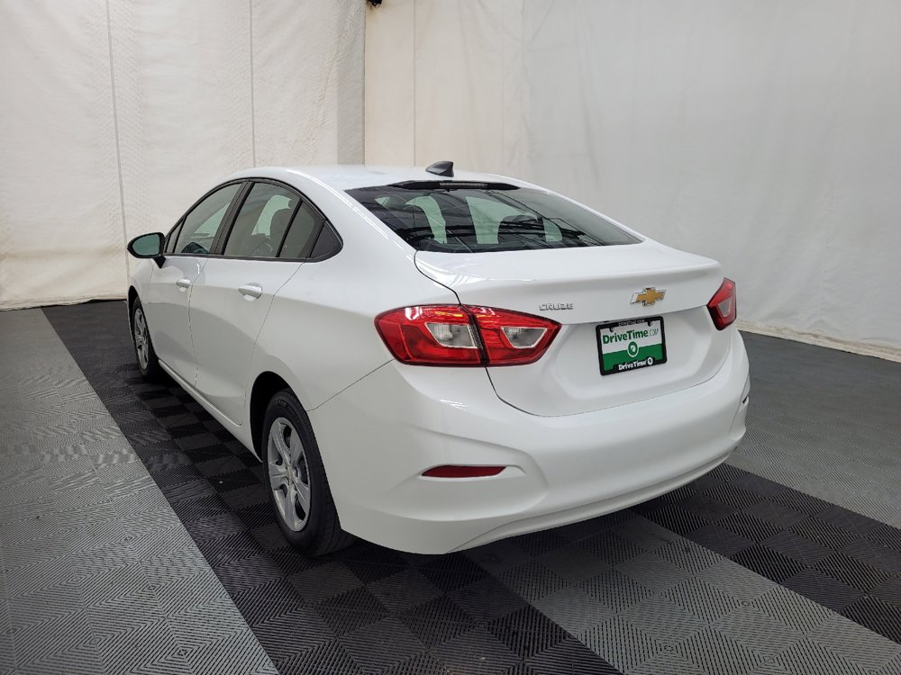 Used 2018 Chevrolet Cruze LS FWD image 5
