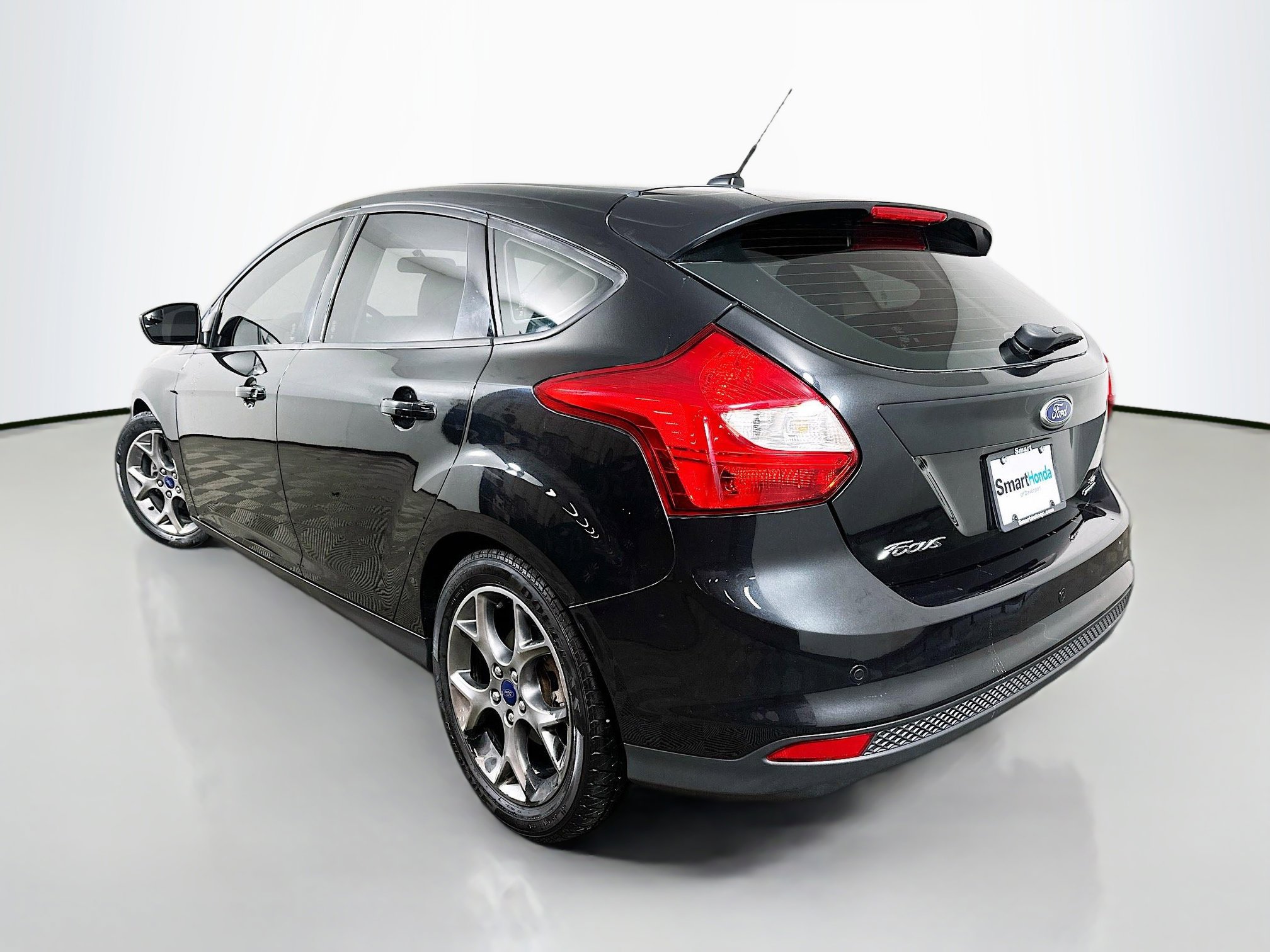 Used 2014 Ford Focus SE w/ Equipment Group 201A image 5