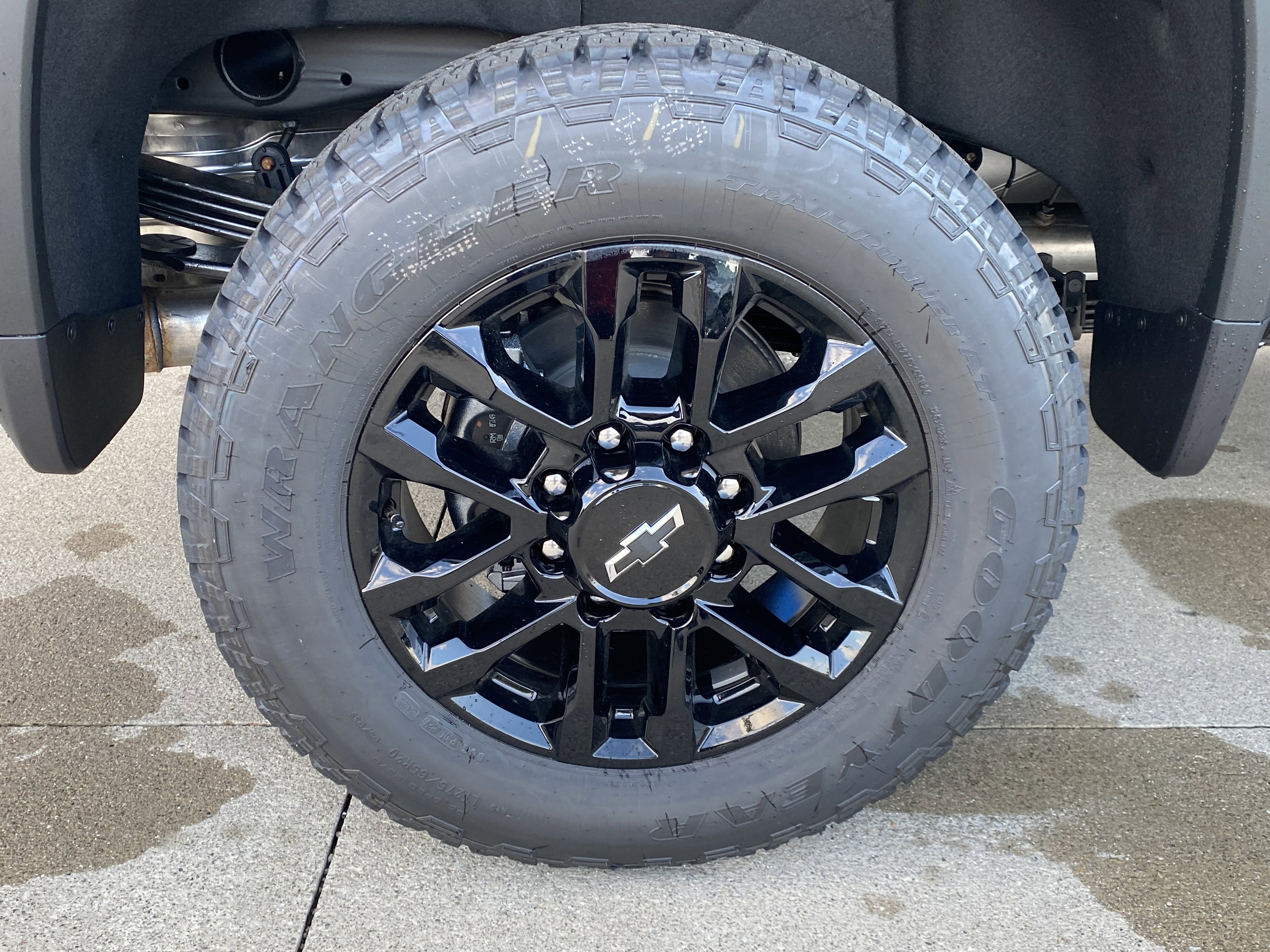 New 2026 Chevrolet Silverado 2500 High Country w/ Midnight Edition image 31