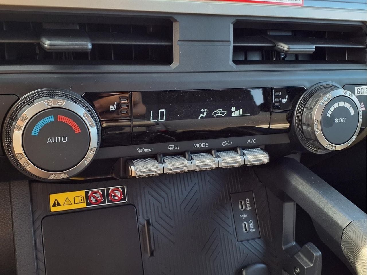 New 2026 Toyota Tacoma TRD Off-Road w/ TRD Off Road Upgrade Package AWD/4WD image 14