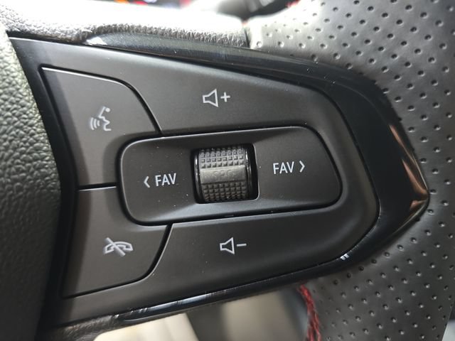 New 2026 Chevrolet Trax RS FWD image 18
