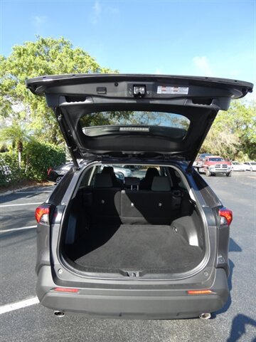 Used 2023 Toyota RAV4 XLE w/ Convenience Package FWD image 13