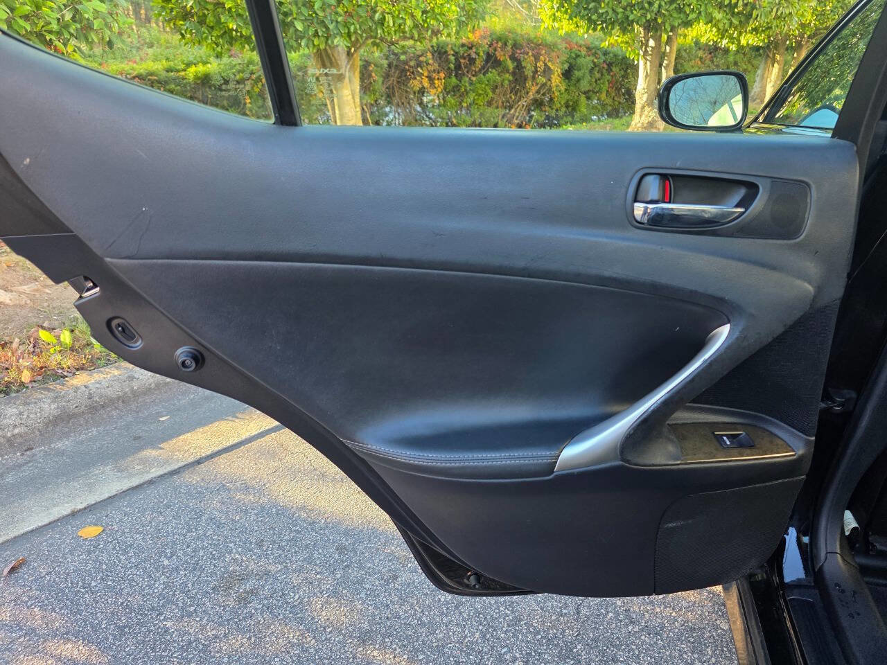 Used 2011 Lexus IS 250 image 24