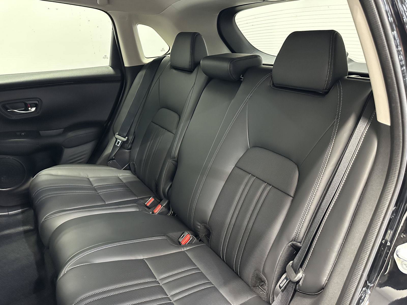 Certified 2024 Honda HR-V EX-L image 29