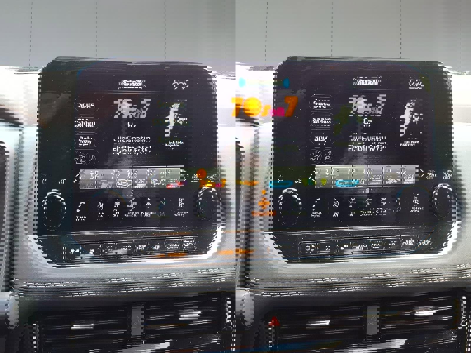 Used 2023 Nissan Rogue SL w/ SL Premium Package image 15