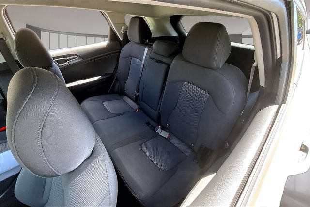 Used 2025 Kia Sportage LX FWD image 21