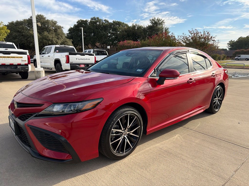 Used 2024 Toyota Camry SE