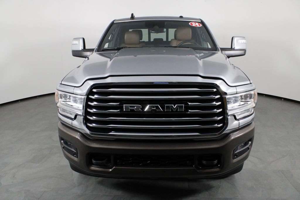 Used 2024 RAM 2500 Limited w/ Safety Group image 13