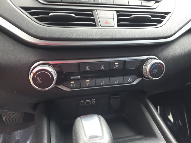 Used 2022 Nissan Altima 2.5 SV FWD image 21