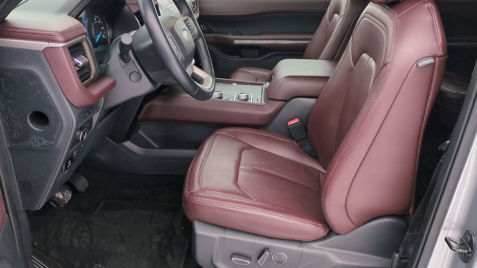 Used 2022 Ford Expedition Max Limited image 17