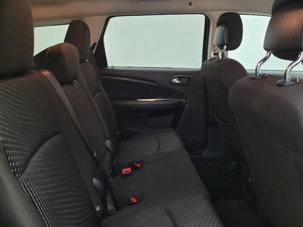 Used 2017 Dodge Journey SE w/ Flexible Seating Group FWD image 19