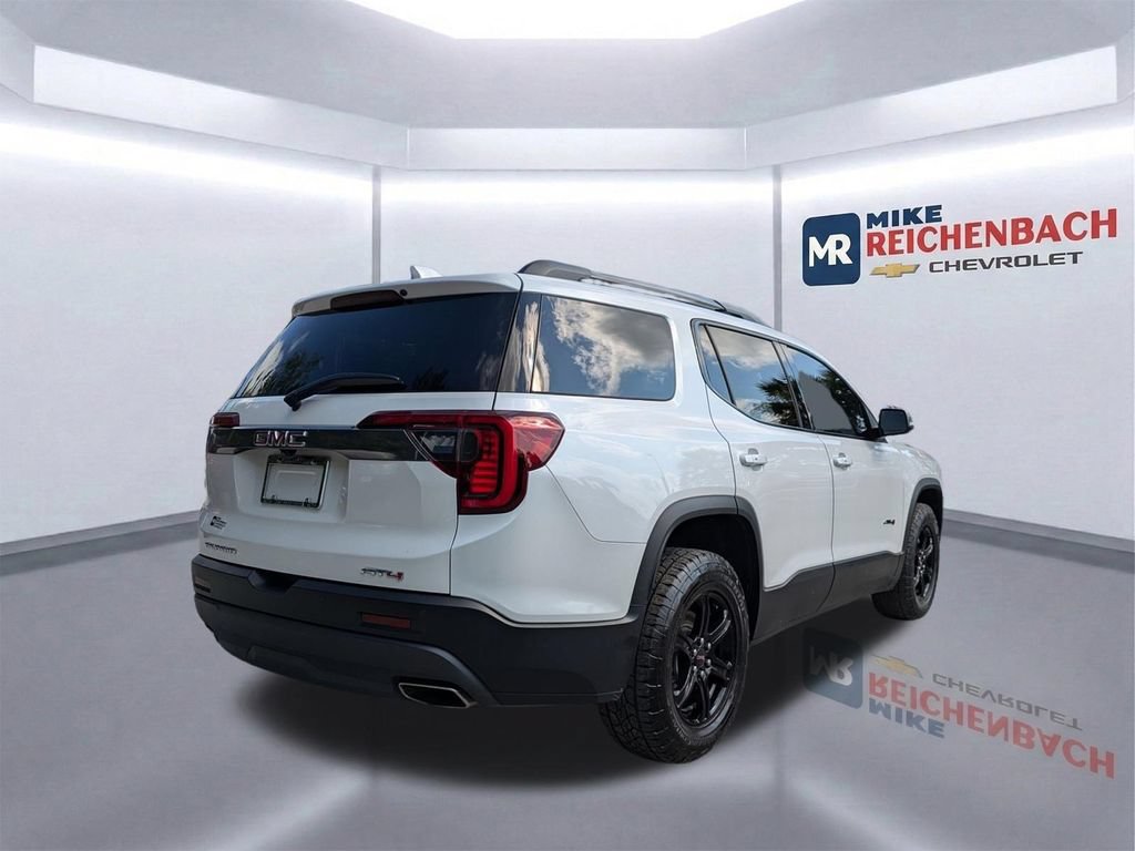 Used 2022 GMC Acadia AT4 w/ Technology Package AWD/4WD image 4