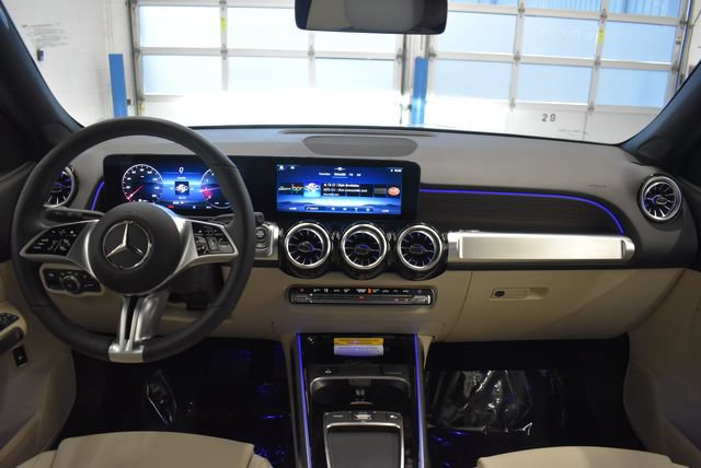New 2026 Mercedes-Benz GLB 250 4MATIC image 5