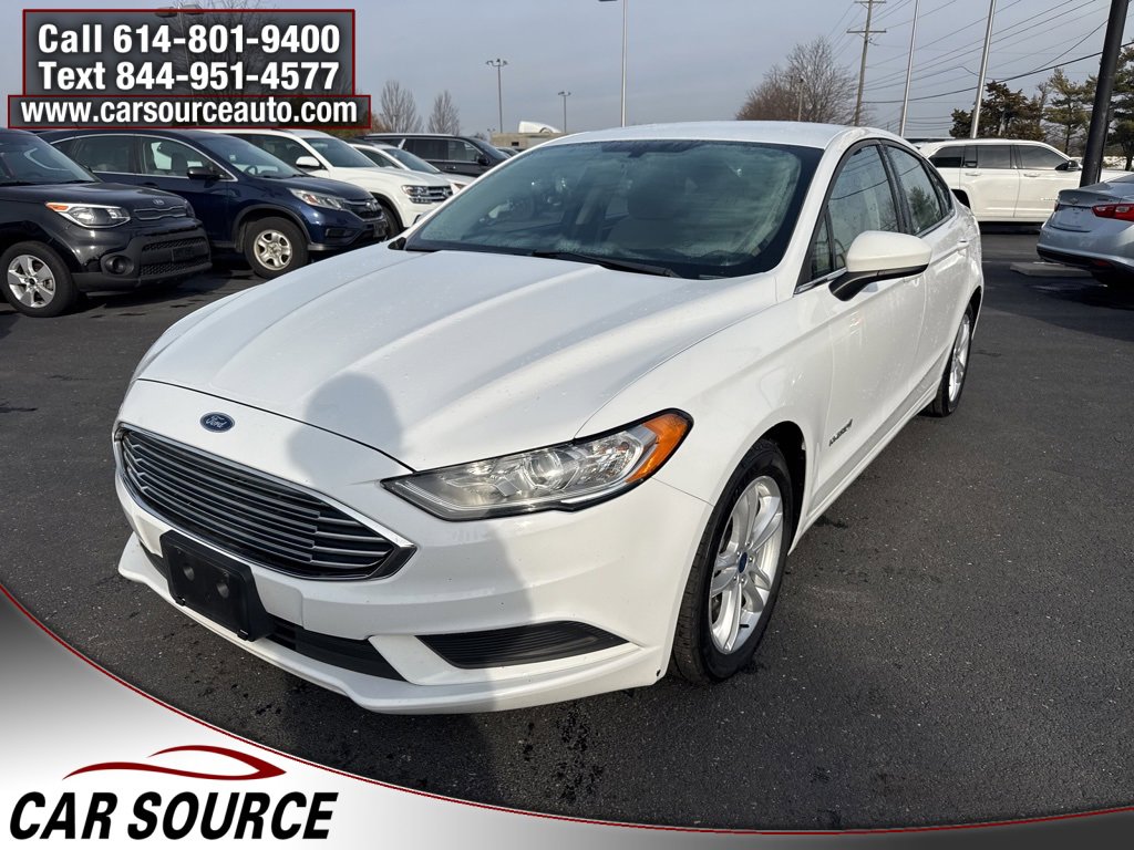 Used 2018 Ford Fusion S image 2