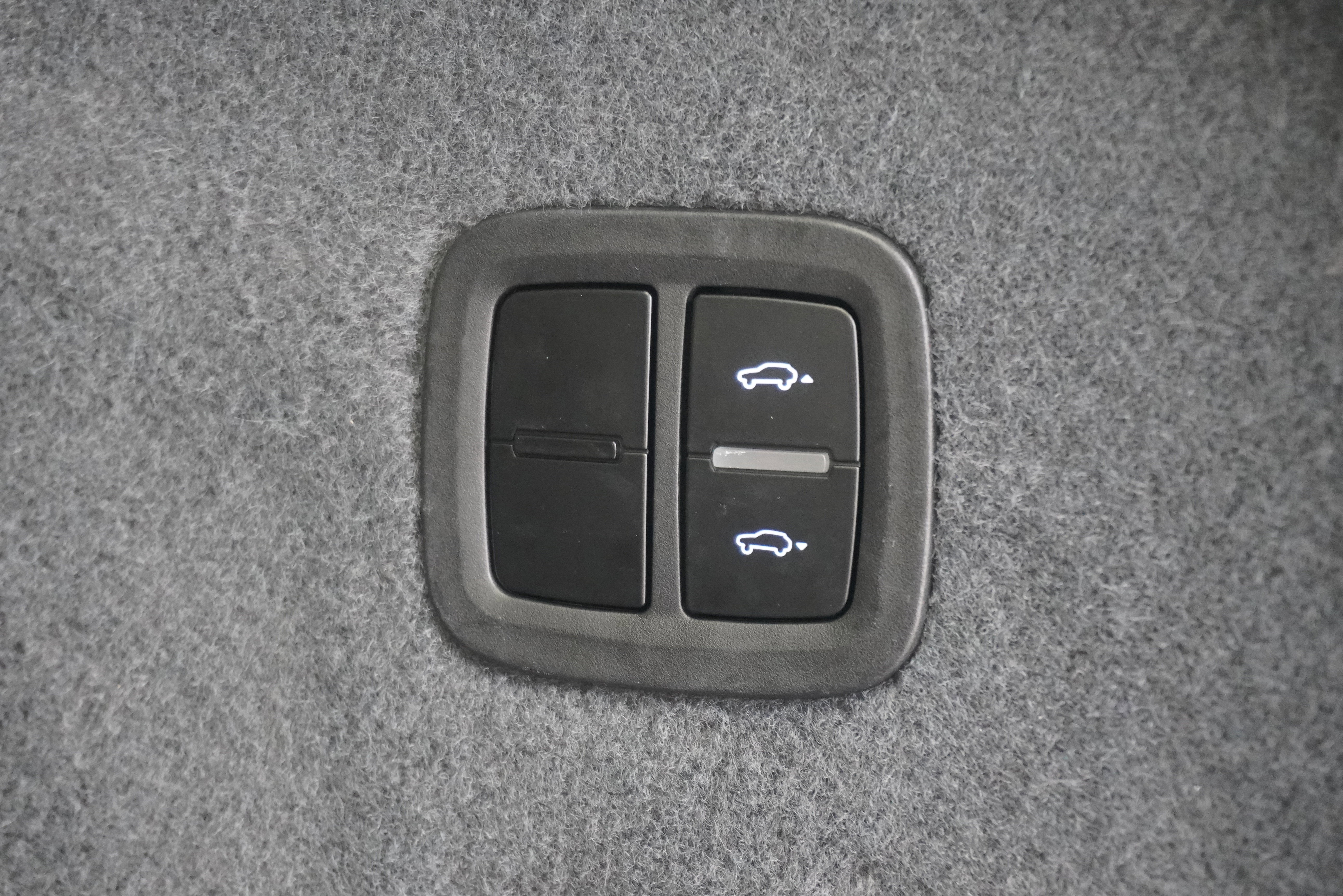 Used 2019 Porsche Cayenne S AWD/4WD image 34