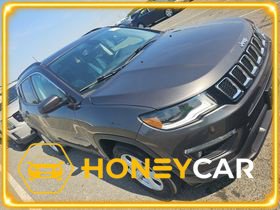 Used 2019 Jeep Compass Latitude w/ Popular Equipment Group AWD/4WD image 1