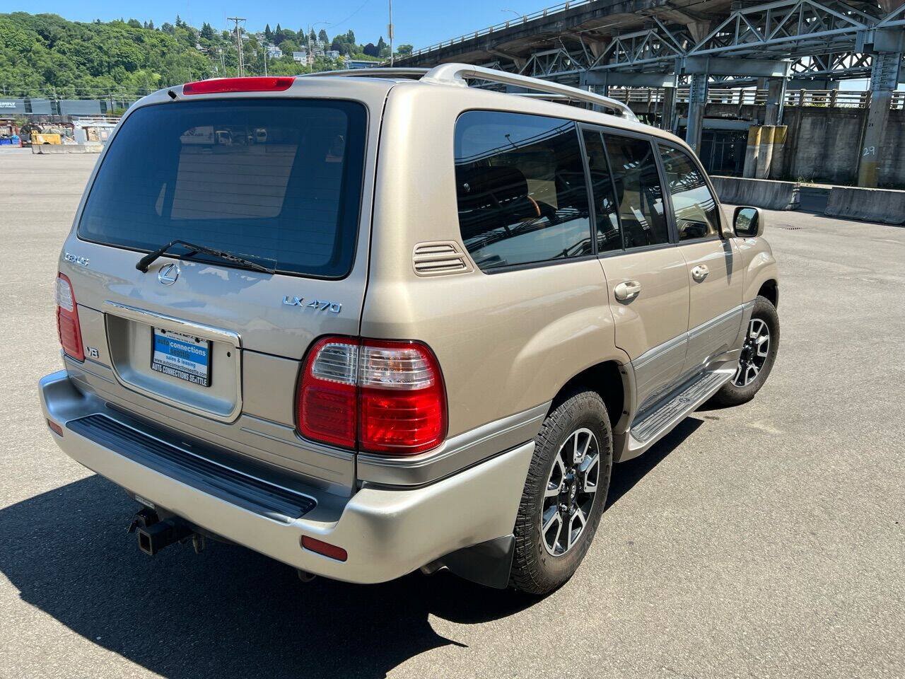 Used 2000 Lexus LX 470 4WD image 7