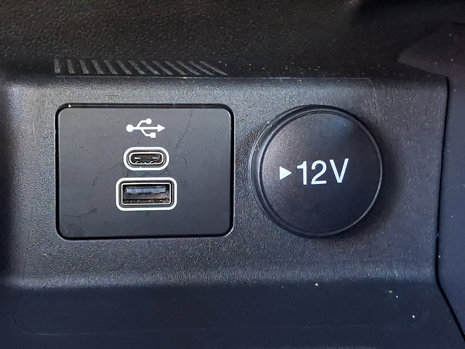 Used 2026 Ford Escape ST-Line w/ Tech Pack #1 image 25