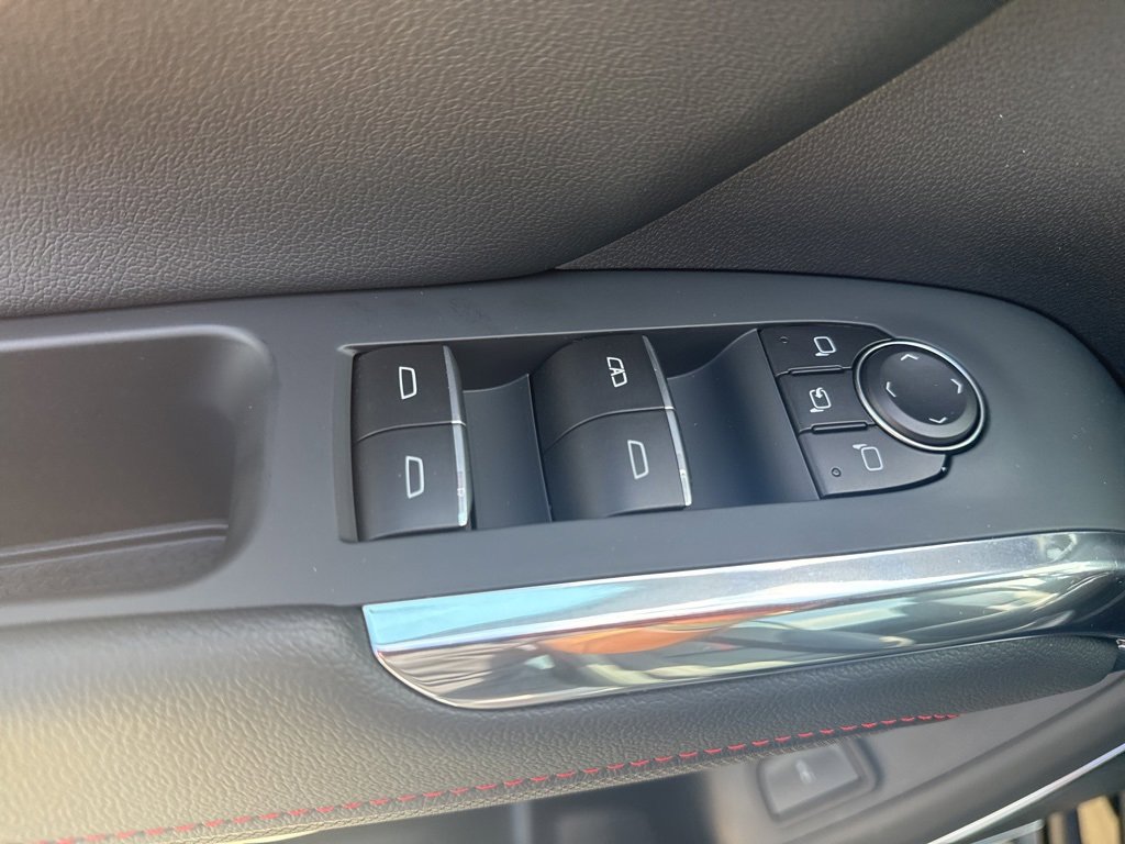 New 2026 Chevrolet Traverse RS image 14